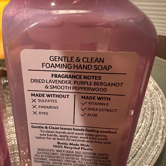 Bath and Body Works Lavender Scented Foaming Hand Soap NWT for Spring 2925 - Picture 3 of 4